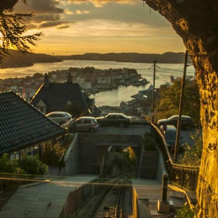 Dinbnb Apartments I 350M To Bryggen I Renovated 2023 I Quiet Top Apart Bergen Exterior foto