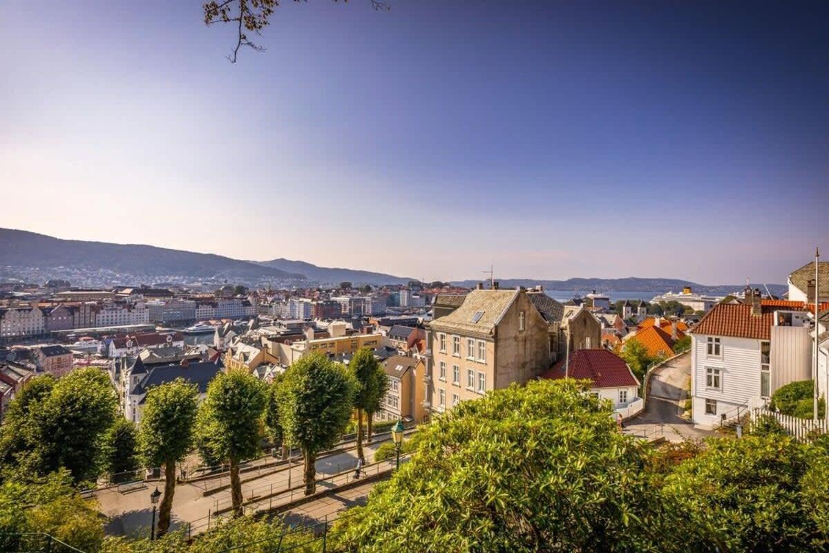 Dinbnb Apartments I 350M To Bryggen I Renovated 2023 I Quiet Top Apart Bergen Exterior foto